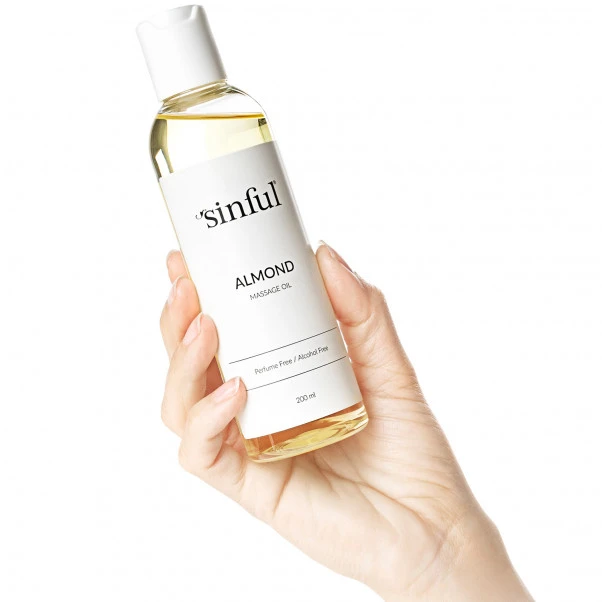 Sinful Mandel Massasjeolje 200 Ml 2 Sinful Mandel Massasjeolje 200 Ml - Bilde 2