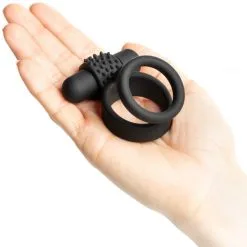 Sinful Double Grip Vibrerende Penisring 14 Sinful Double Grip Vibrerende Penisring -Par Sexleketøy butikk 21286 sinful double fun vibrating cock ring q100 010