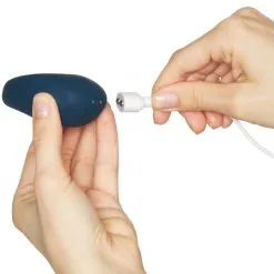 Satisfyer Strong One Vibrerende Penisring -Par Sexleketøy butikk 23333 satisfyer strong one vibrerende penisring 51 hand q100