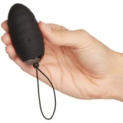 Adrien Lastic Ocean Breeze Vibratoregg Svart 9 Adrien Lastic Ocean Breeze Vibratoregg Svart -Par Sexleketøy butikk 23582 adrien lastic ocean dream vibrator aeg sort 50 hand