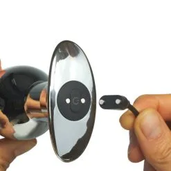 Master Series Chrome Blast Liten Analplugg Med Fjernkontroll -Par Sexleketøy butikk 27350 master series chrome blast remote controlled small butt plug 51 hand q100