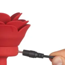 Booty Sparks Small Rose Vibrerende Analplugg 15 Booty Sparks Small Rose Vibrerende Analplugg -Par Sexleketøy butikk 27419 booty sparks small vibrating rose butt plug 52 hand q100