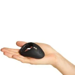 We-Vibe Tease Us Special Edition-Sett Med Bond Vibrerende Penisringer -Par Sexleketøy butikk 27566 we vibe tease us set with moxie panty vibrator and bond vibrating cock ring 50 hand 7 q100 1