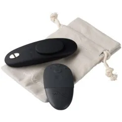 We-Vibe Moxie+ Trusevibrator Med Fjernkontroll 15 We-Vibe Moxie+ Trusevibrator Med Fjernkontroll -Par Sexleketøy butikk 28214 we vibe moxie remote controlled panty vibrator 07 product q100